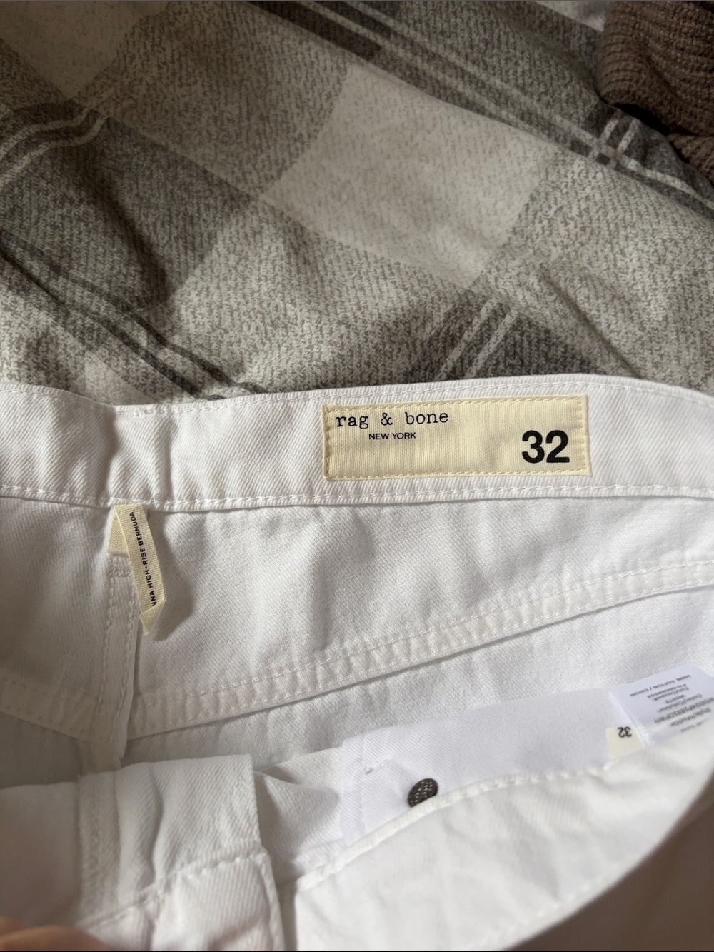 RAG & BONE MCKENNA HIGH-RISE BERMUDA DENIM SHORT - Picture 4 of 8